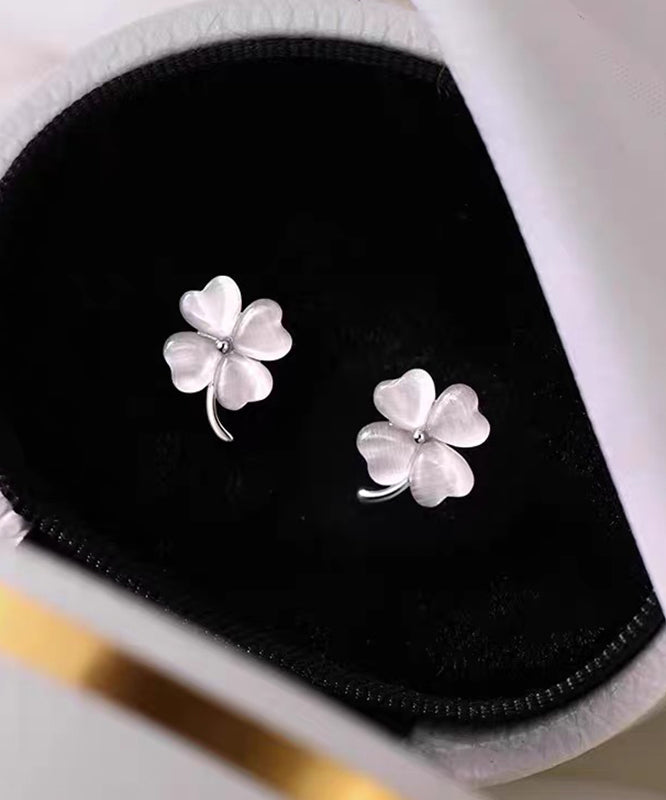 Cute Apricot Alloy Cat's Eye Stone Four-Leaf Clover Stud Earrings