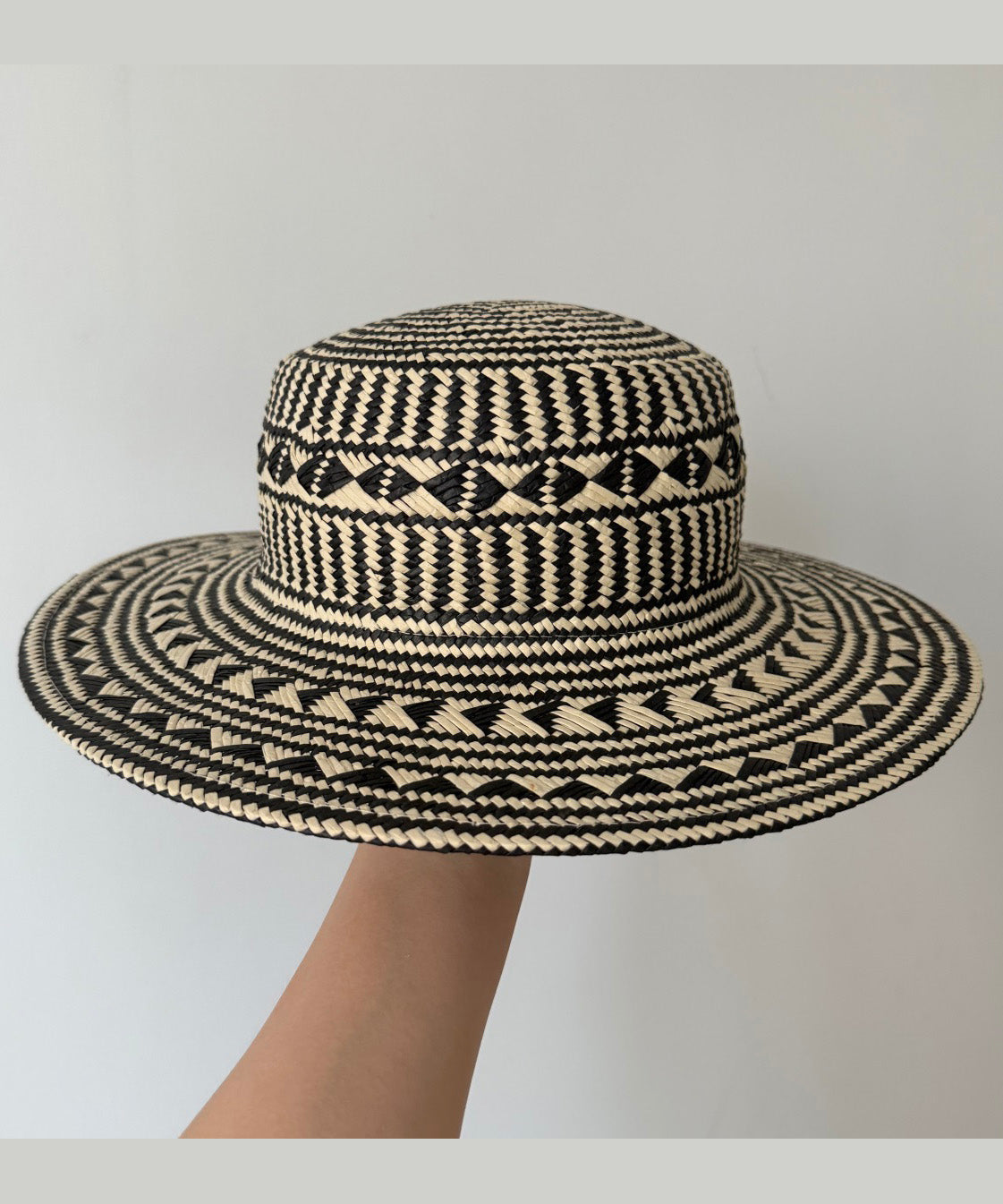 French Style Large Brimmed Straw Woven Sun Hat