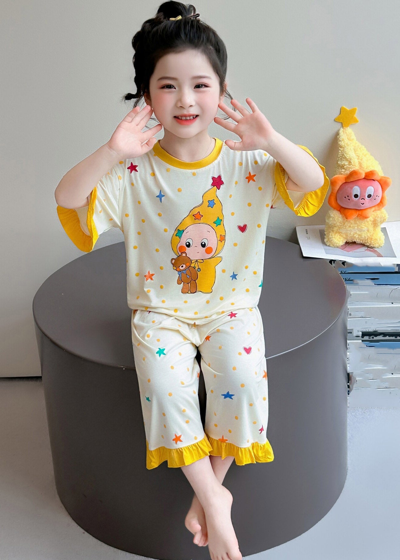 Beautiful Beige Print Girls Pajamas Two Pieces Set Short Sleeve