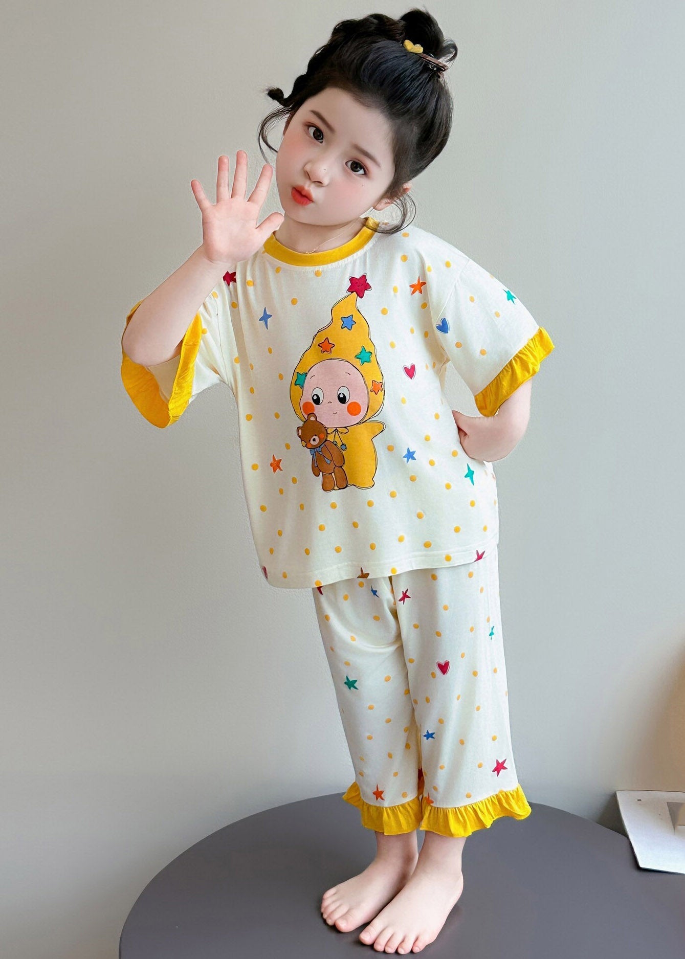Beautiful Beige Print Girls Pajamas Two Pieces Set Short Sleeve