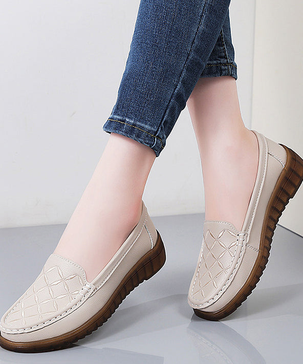 Beautiful Embroidery Flat Feet Shoes Black Cowhide Leather