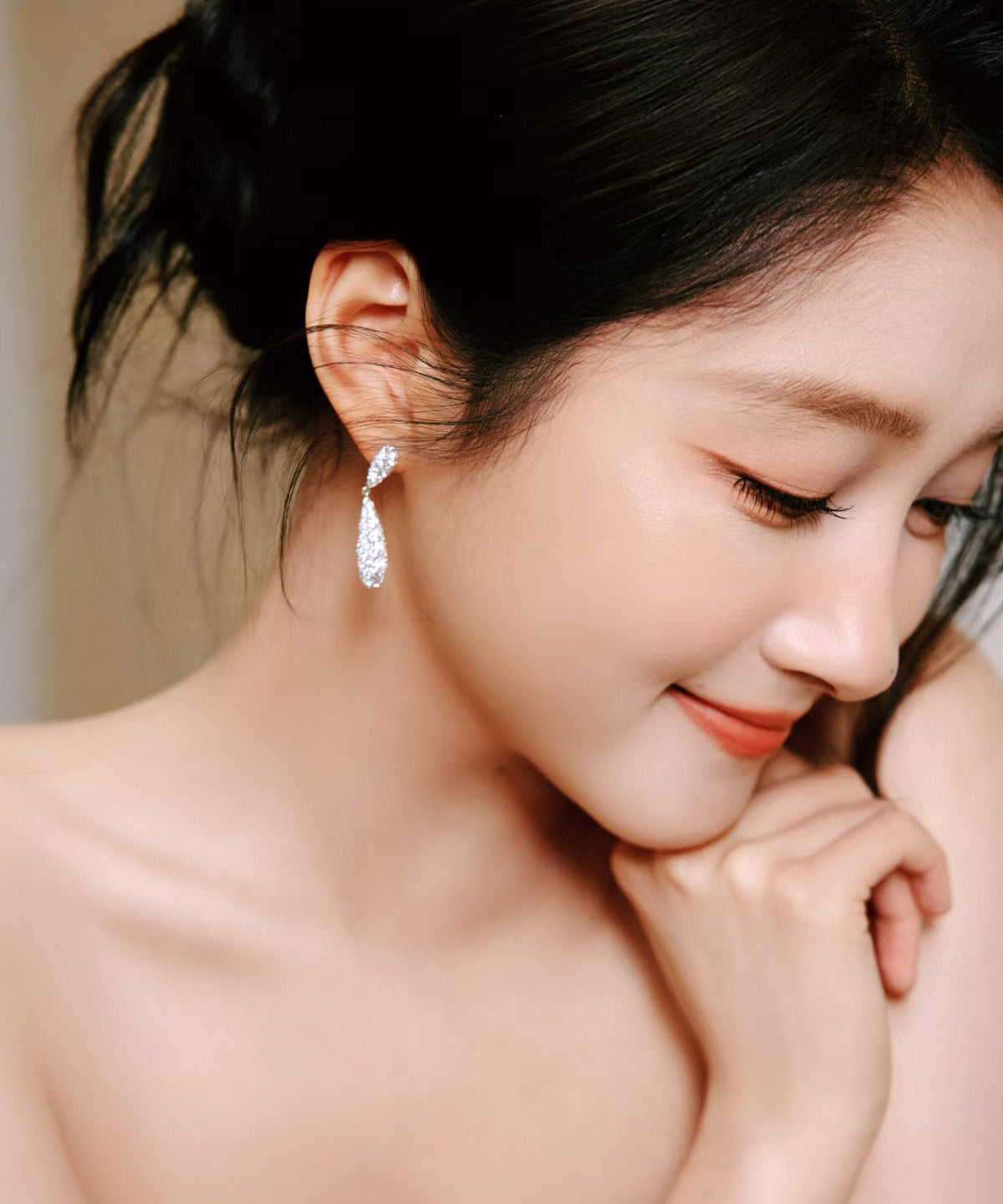Beautiful High Quality Sparkling Zircon Drop Earrings