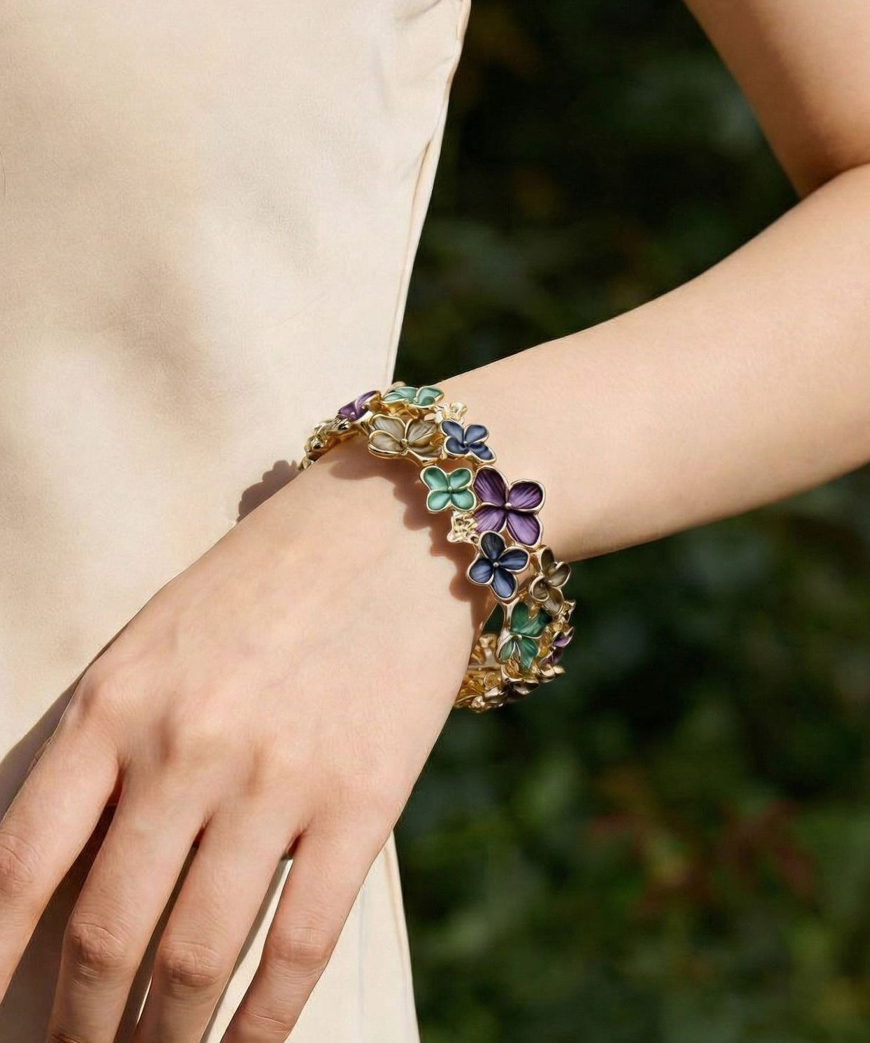 Beautiful Rainbow Alloy Enamel Floral Bangle