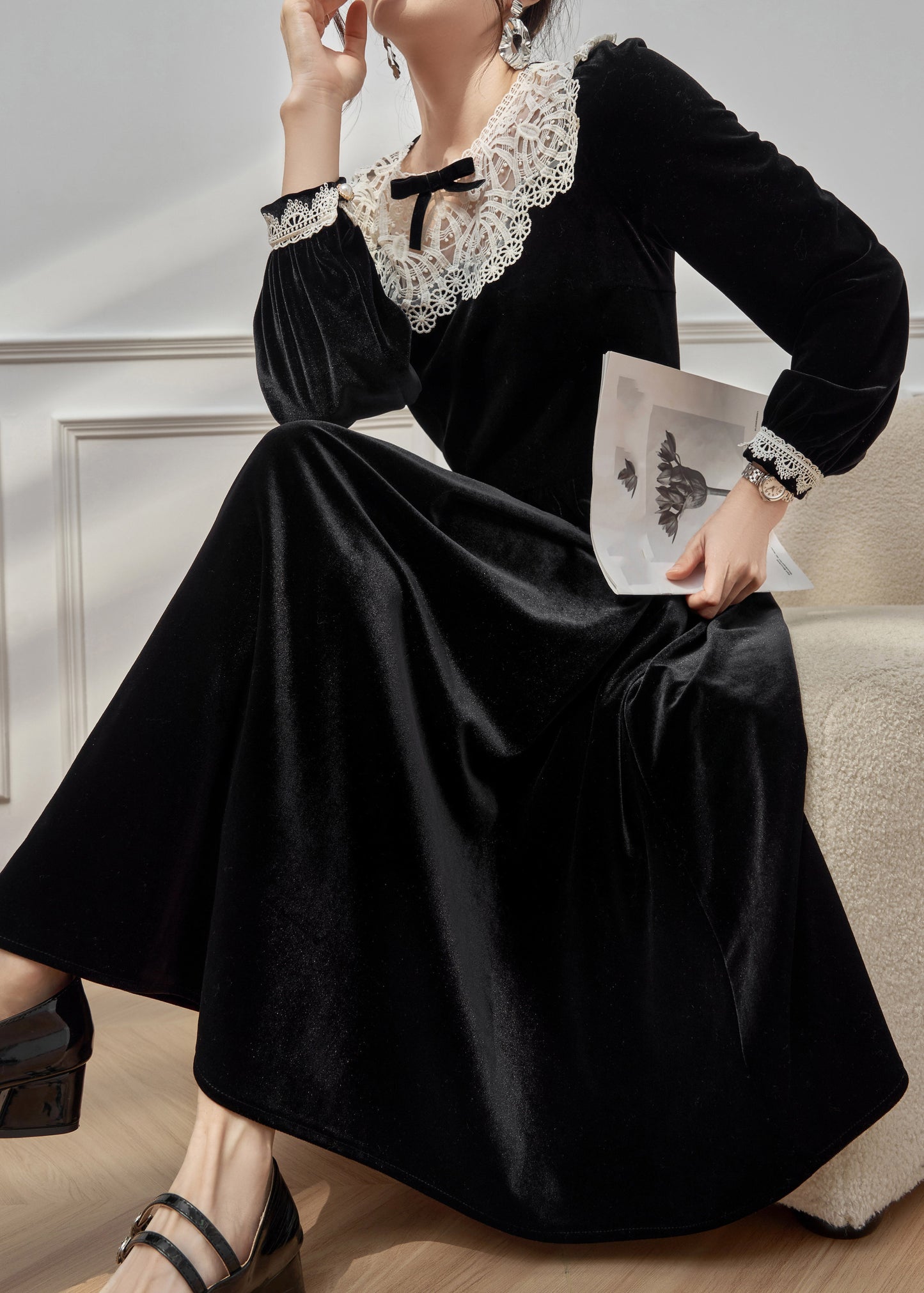 Classy Black O-Neck Lace Patchwork Silk Velvet Long Dress Spring