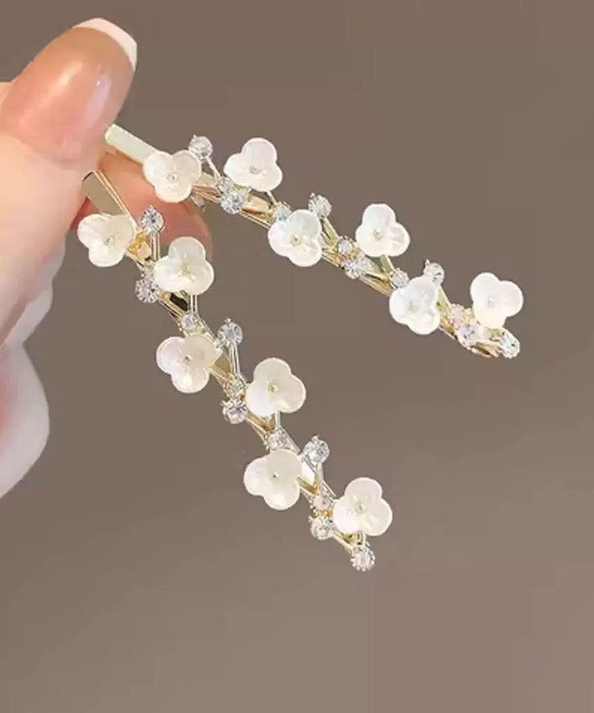 Elegant White Alloy Zircon Colored Glaze Floral A Pair Hairpin