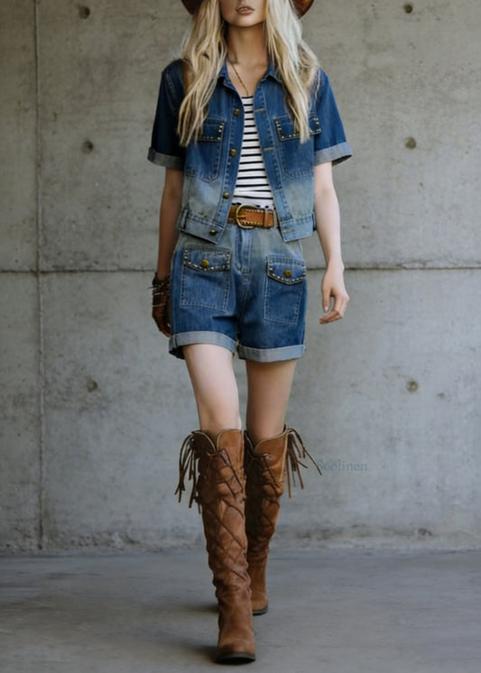 Conjunto de dos piezas de verano de top y shorts de mezclilla con remaches azules de moda