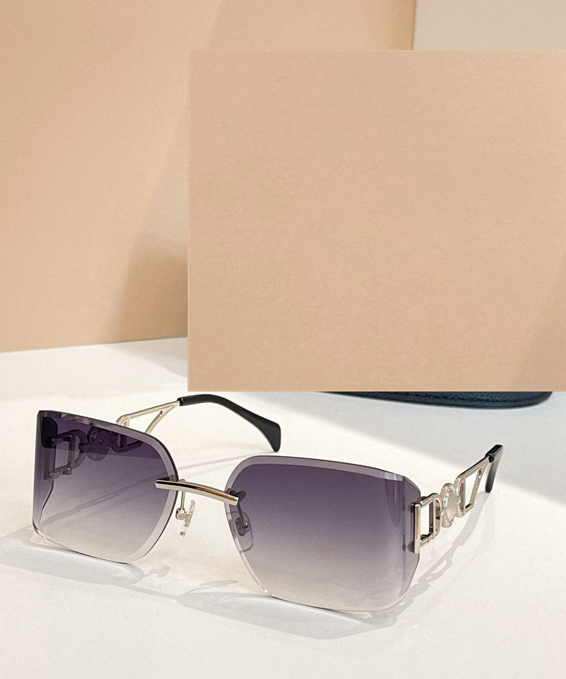 Fashion Colour 1 Metal Alloy Square Sunglasses