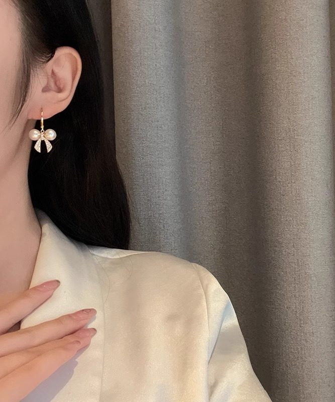 Fashion Gold Copper Alloy Zircon Patchwork Bow Pearl Hoop Earrings
