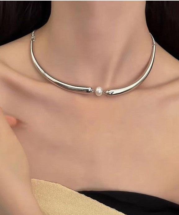 Fashion Pearl Patchwork Fine Tungsten Steel Choker