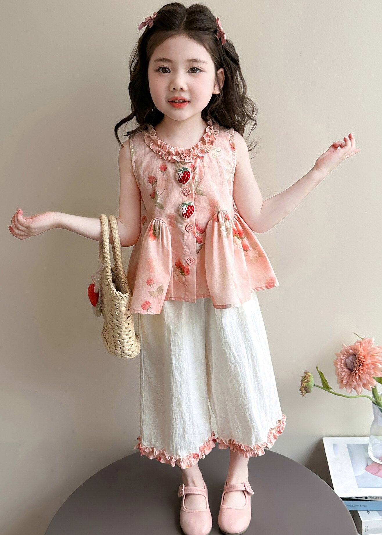 Novelty Pink Ruffled Wrinkled Print Kids Top And Crop Pants Two Piece Set Sleeveless