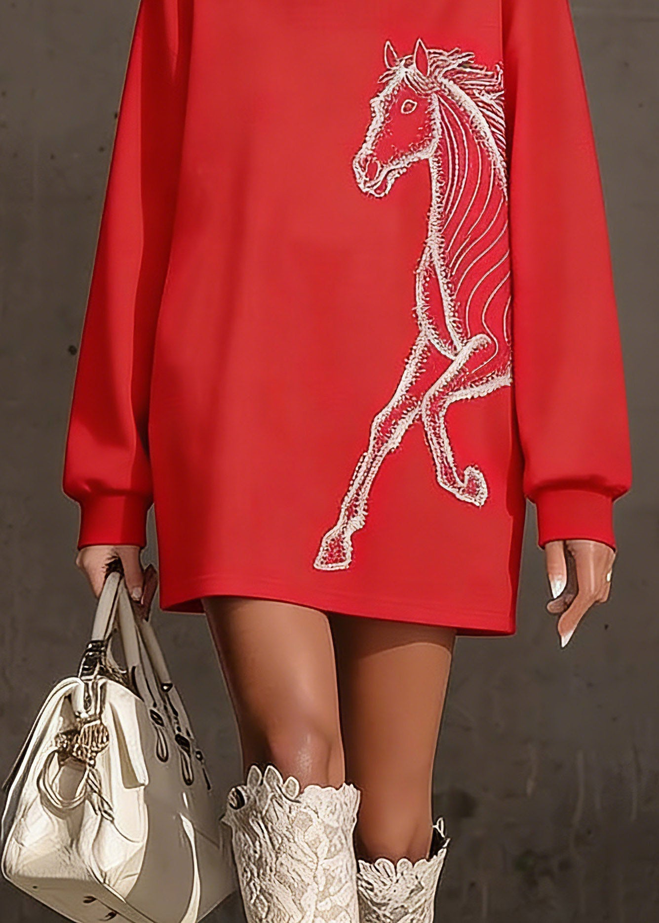 Organic Red O-Neck Horse Zircon Pullover Spring